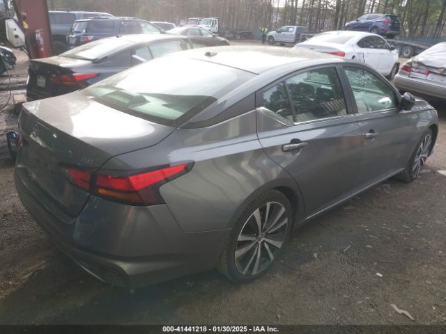 1N4BL4CV5NN319375 Nissan Altima Sr Fwd