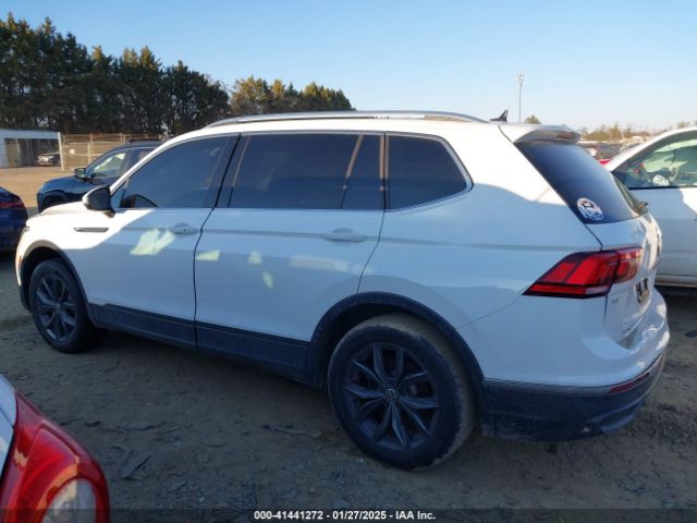 3VV3B7AX0NM138994 Volkswagen Tiguan 2.0t Se