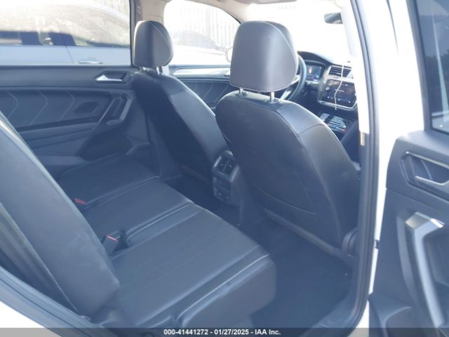 3VV3B7AX0NM138994 Volkswagen Tiguan 2.0t Se