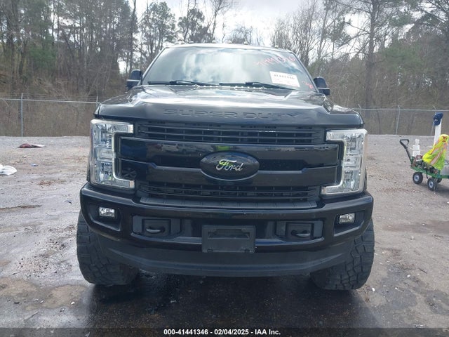 1FT7W2BT3HEE68514 Ford F-250 Lariat