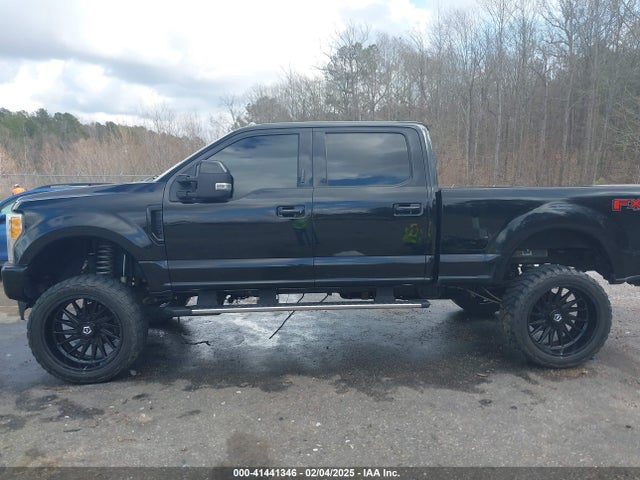 1FT7W2BT3HEE68514 Ford F-250 Lariat