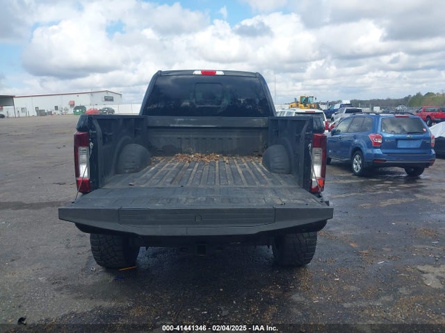 1FT7W2BT3HEE68514 Ford F-250 Lariat