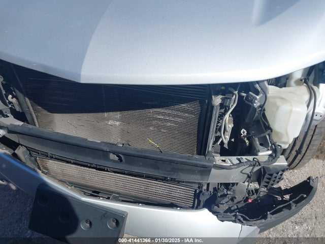 Chevrolet EQUINOX LS 2018 2GNAXHEV5J6210547 Image 18