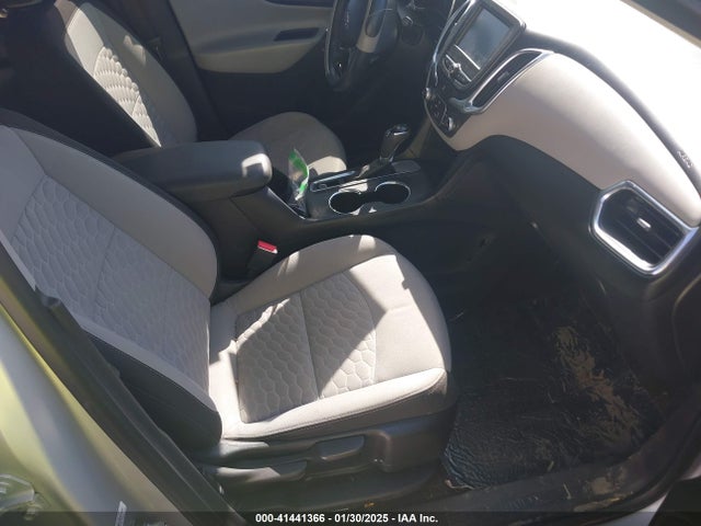 Chevrolet EQUINOX LS 2018 2GNAXHEV5J6210547 Image 5