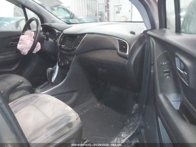 KL7CJPSB4MB353723 Chevrolet Trax Awd Lt