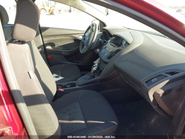 1FADP3F27GL378791 Ford FOCUS SE