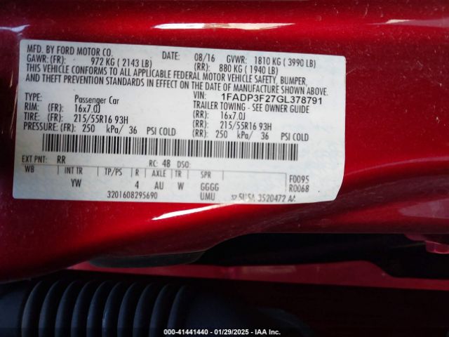 1FADP3F27GL378791 Ford FOCUS SE