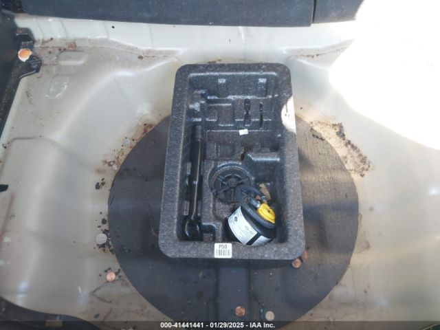 KNDJN2A25F7147335 KIA Soul