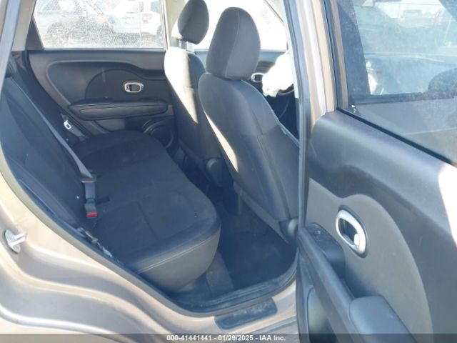 KNDJN2A25F7147335 KIA Soul