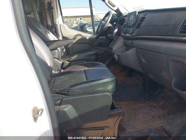 Ford Transit-250 2020 1FTBR1Y86LKA30515 Image 8
