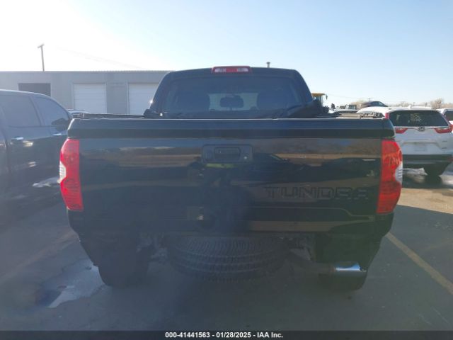 5TFDW5F19GX565927 Toyota Tundra Sr5 5.7l V8