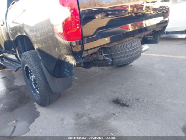 5TFDW5F19GX565927 Toyota Tundra Sr5 5.7l V8