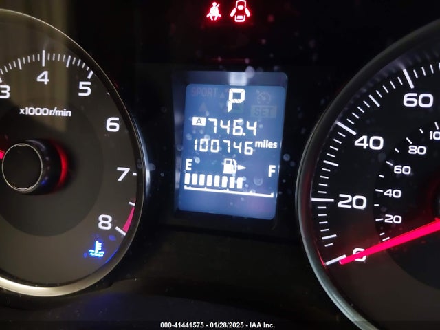 Subaru Forester 2.5i Limited 2015 JF2SJAKC2FH588112 Image 16