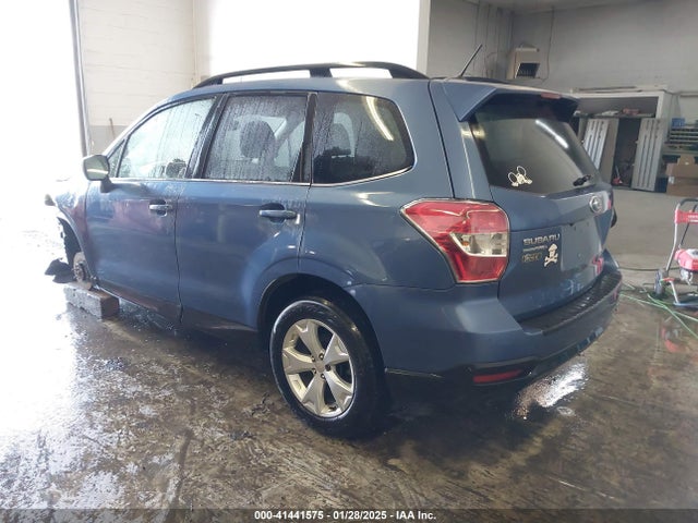 Subaru Forester 2.5i Limited 2015 JF2SJAKC2FH588112 Image 3