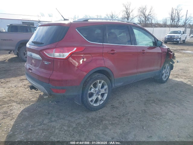 1FMCU9J93FUA25510 Ford Escape Titanium