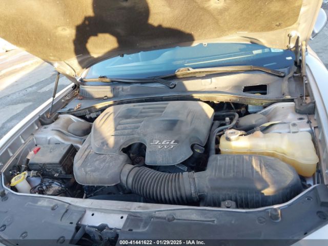 2C3CDXBG9HH627439 Dodge Charger Se Rwd