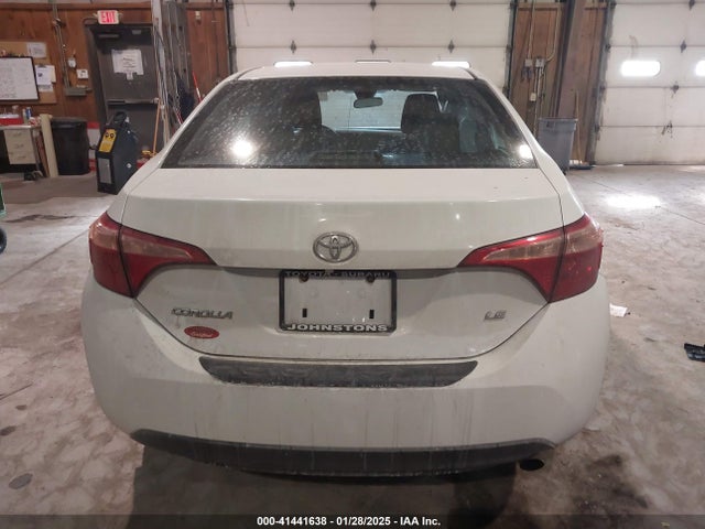 Toyota COROLLA LE 2018 2T1BURHE8JC076882 Image 16