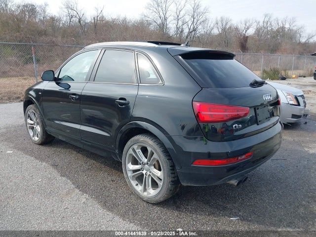 2018 AUDI Q3 WA1BCCFS6JR005012 Photo 2
