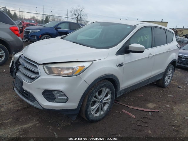 Ford ESCAPE SE 2017 1FMCU0GD6HUE12059 Image 2