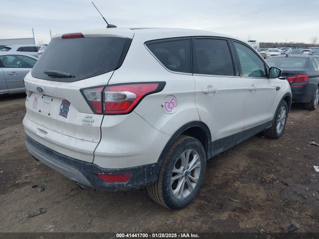 Ford ESCAPE SE 2017 1FMCU0GD6HUE12059 Image 4