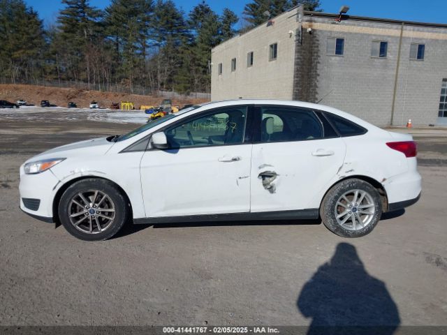 1FADP3F2XJL253047 Ford FOCUS SE