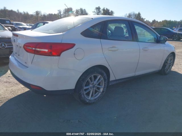 1FADP3F2XJL253047 Ford FOCUS SE
