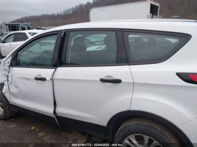 1FMCU0F7XKUB96431 Ford ESCAPE S