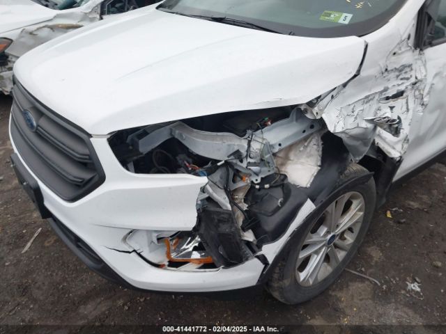1FMCU0F7XKUB96431 Ford ESCAPE S