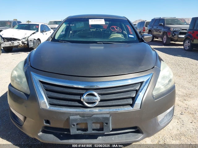 Nissan Altima 2.5 S 2014 1N4AL3AP5EN223742 Image 13