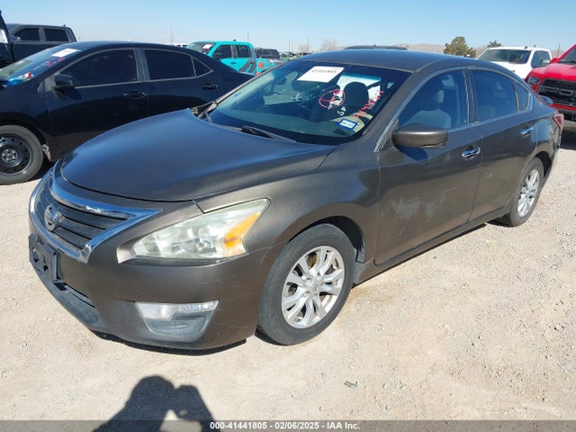 Nissan Altima 2.5 S 2014 1N4AL3AP5EN223742 Image 2