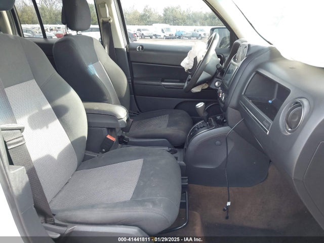 1C4NJPBA9ED576588 Jeep Patriot Sport