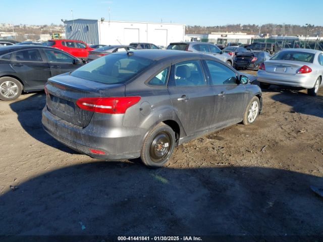 1FADP3F24FL365155 Ford FOCUS SE