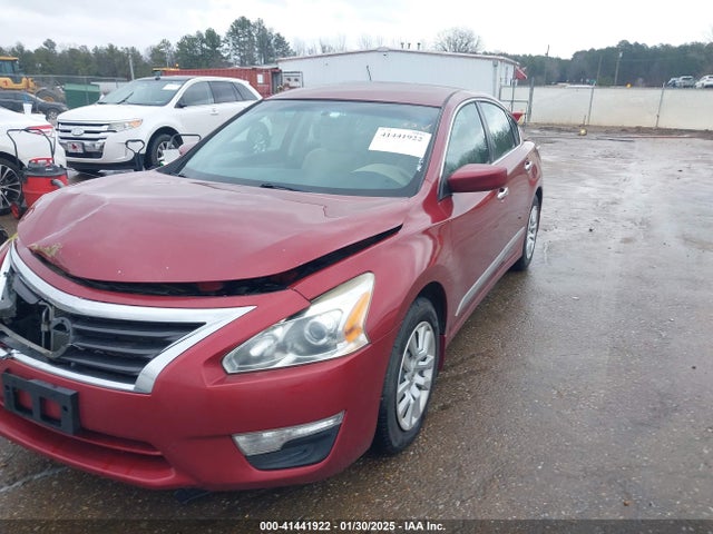 Nissan Altima 2.5 S 2015 1N4AL3AP7FN308423 Image 17