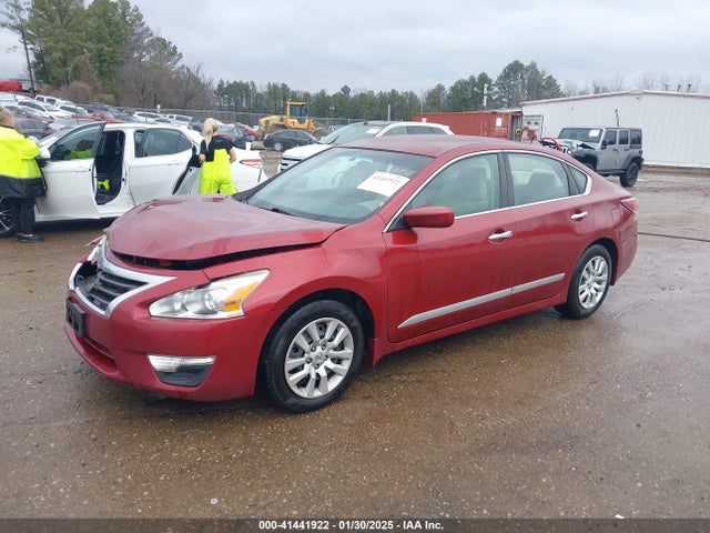 Nissan Altima 2.5 S 2015 1N4AL3AP7FN308423 Image 2