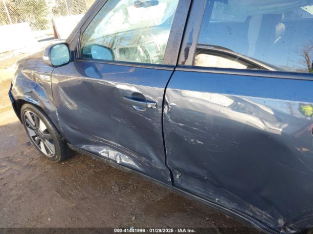 KNDJX3A59F7143489 KIA Soul !