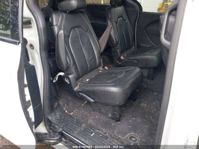 2C4RC1EG5KR505566 Chrysler Pacifica Touring L Plus