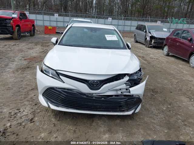 4T1B11HK4KU268705 Toyota CAMRY LE