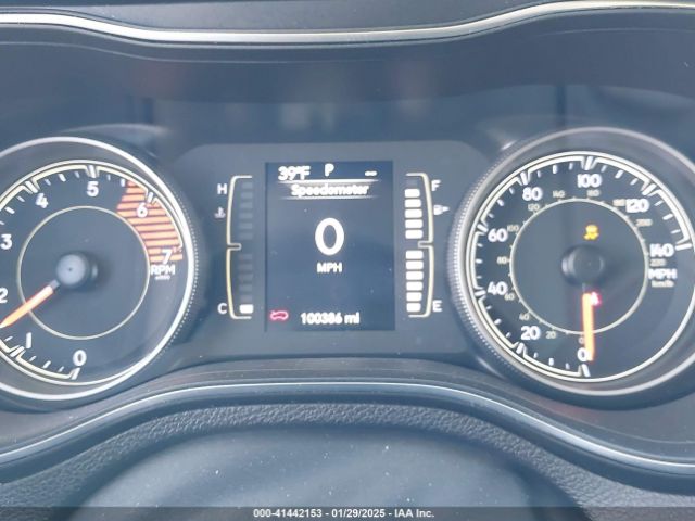 1C4PJLLN3KD286488 Jeep Cherokee Altitude Fwd