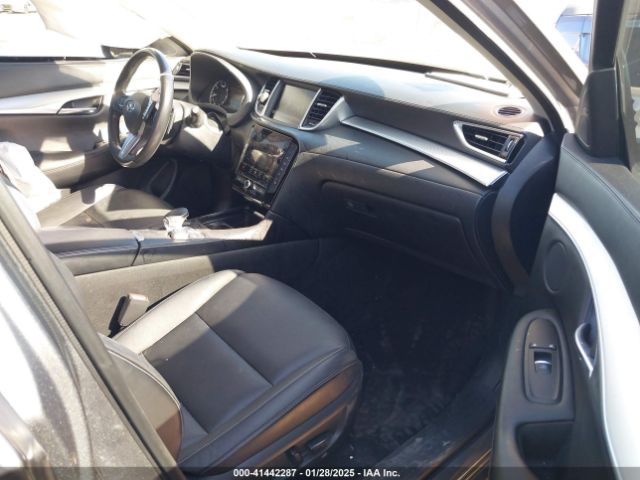 3PCAJ5M36LF105778 Infiniti Qx50 Luxe Awd