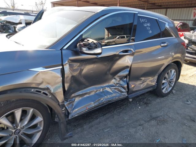 3PCAJ5M36LF105778 Infiniti Qx50 Luxe Awd