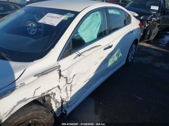 1N4AL3AP4HC258031 Nissan Altima 2.5 S