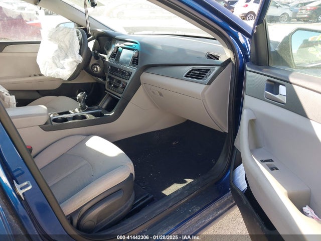5NPE24AFXGH309479 Hyundai SONATA SE