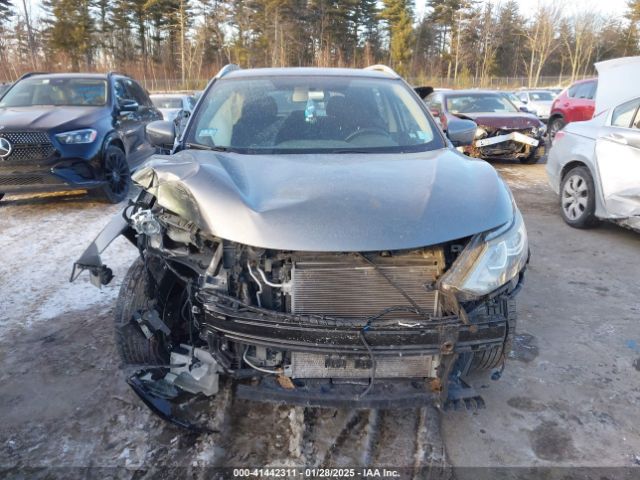 JN1BJ1CP4HW005900 Nissan Rogue Sport Sv