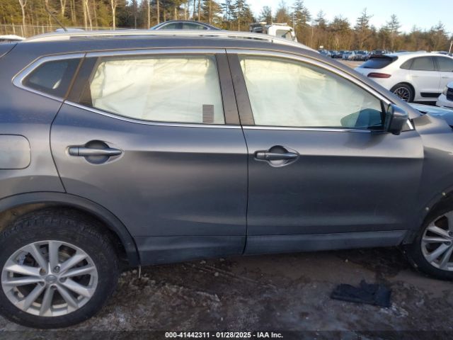 JN1BJ1CP4HW005900 Nissan Rogue Sport Sv