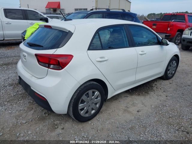 3KPA25AD5NE457866 KIA Rio 5-door S