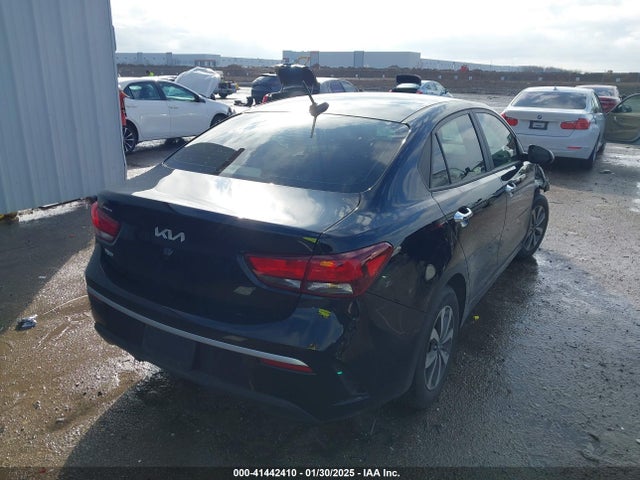 3KPA24AD8NE493898 KIA RIO S