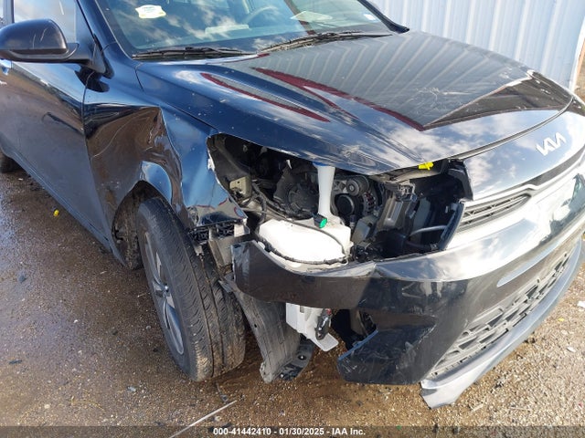 3KPA24AD8NE493898 KIA RIO S
