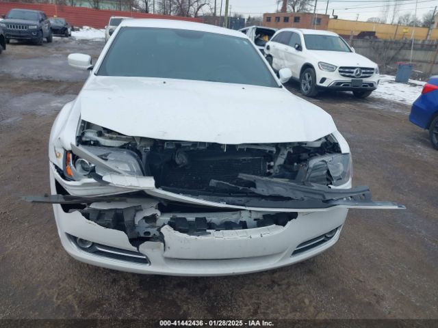 2C3CCAGG7EH381673 Chrysler 300 300s