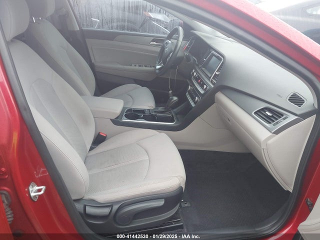 5NPE34AF9JH623970 Hyundai SONATA SEL