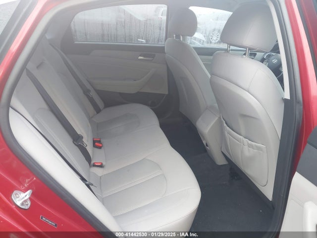 5NPE34AF9JH623970 Hyundai SONATA SEL